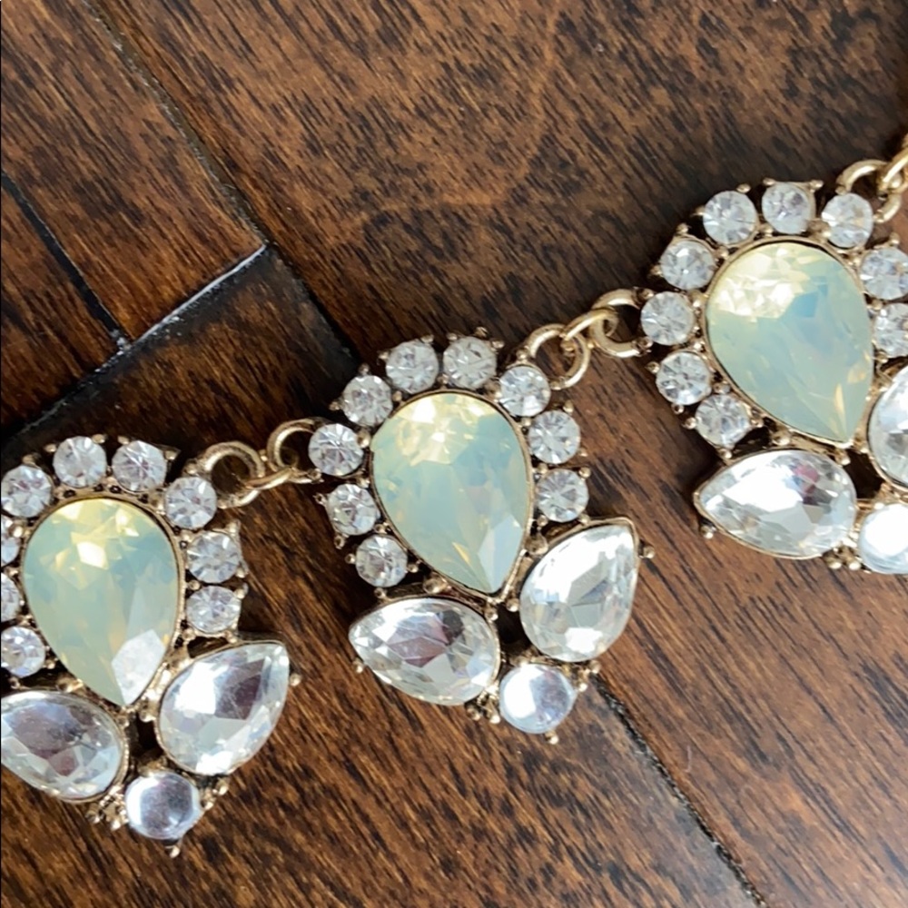 Crystal statement necklace - Picture 2 of 3